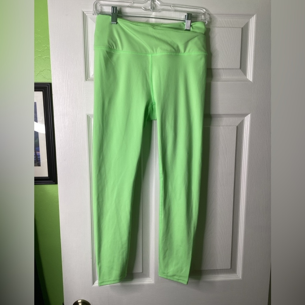 FP Movement by Free People Lime Green 3/4 Length Leggings, size Medium, NWT